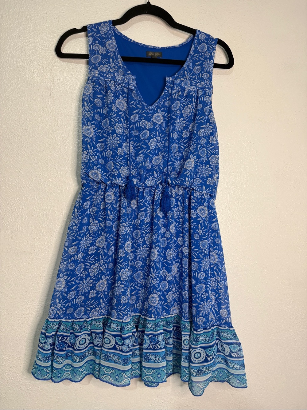 Lily Rose Blue Floral Sleeveless Summer Dress. Lined. Sz M.